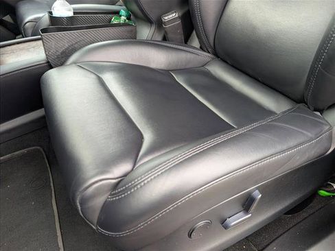 Used 2018 Tesla Model X 100D image 17