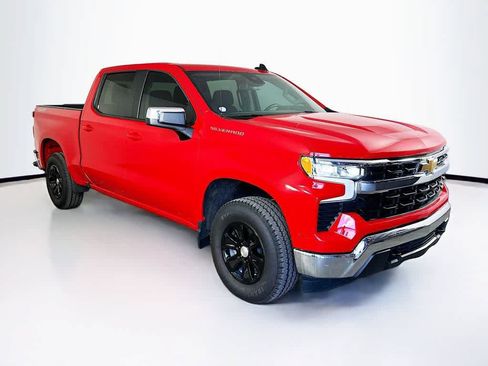 Used 2025 Chevrolet Silverado 1500 LT AWD/4WD image 24