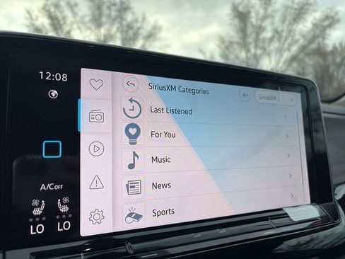 New 2026 Volkswagen Atlas SEL AWD/4WD image 15