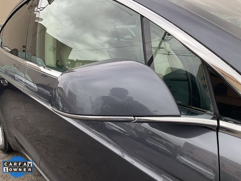 Used 2018 Tesla Model X 100D image 88