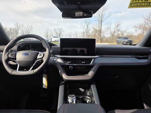 New 2026 Ford Explorer ST-Line AWD/4WD image 36