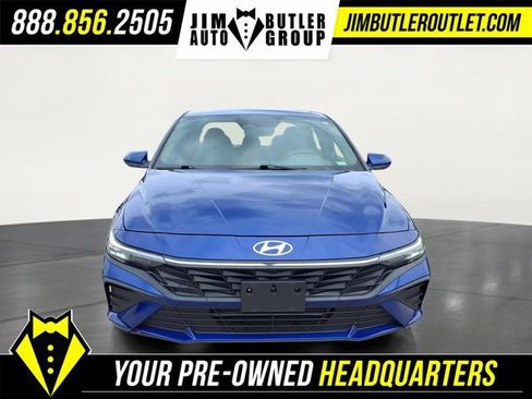 Used 2024 Hyundai Elantra SEL FWD image 18