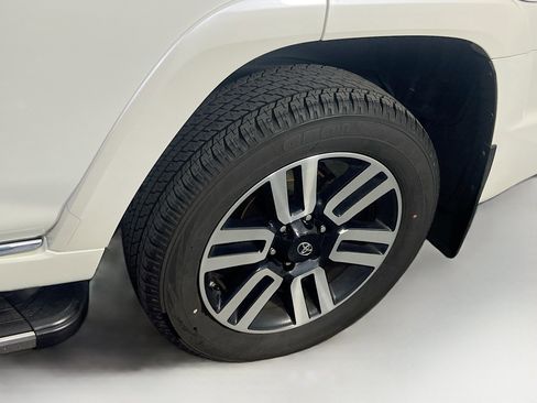 Used 2021 Toyota 4Runner Limited image 31