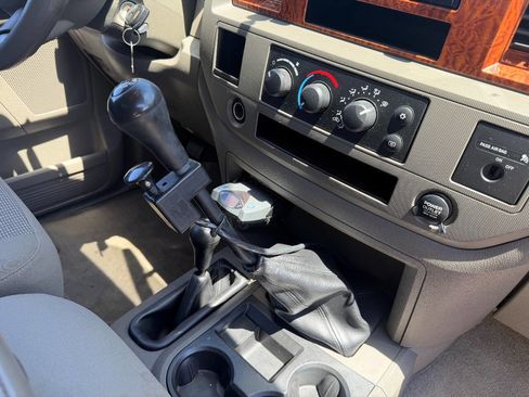 Used 2006 Dodge Ram 2500 Truck SLT w/ Trailer Tow Group image 29