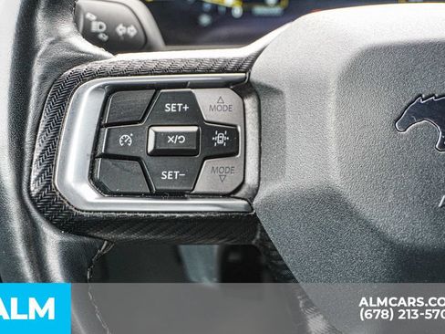 Used 2025 Ford Mustang Premium RWD image 28