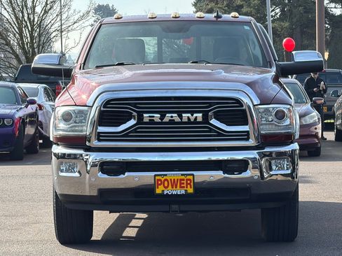 Used 2017 RAM 2500 Laramie w/ Convenience Group image 9