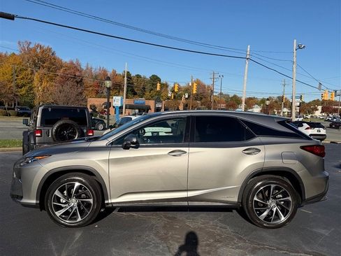 Used 2017 Lexus RX 450h AWD image 4