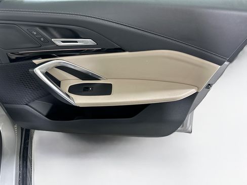 Used 2025 BMW X1 xDrive28i AWD/4WD image 32