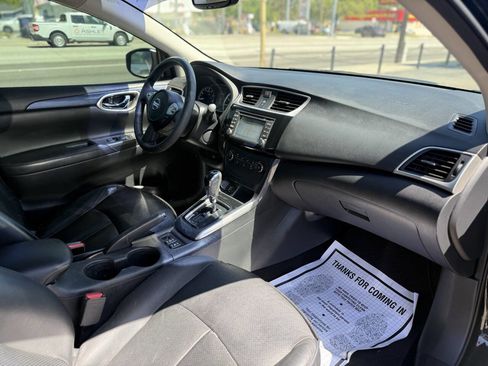 Used 2017 Nissan Sentra SR Turbo w/ SR Turbo Premium Package image 28