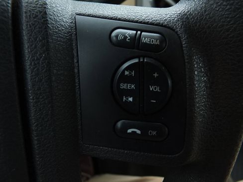 Used 2016 Ford F250 XLT AWD/4WD image 18