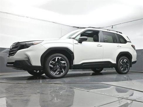 New 2025 Subaru Forester Premium image 35