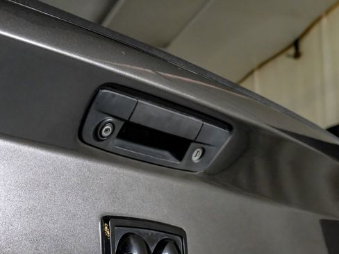 Used 2018 RAM 2500 Big Horn w/ Sport Appearance Group AWD/4WD image 46
