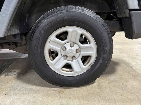 Used 2012 Jeep Wrangler Sport image 10