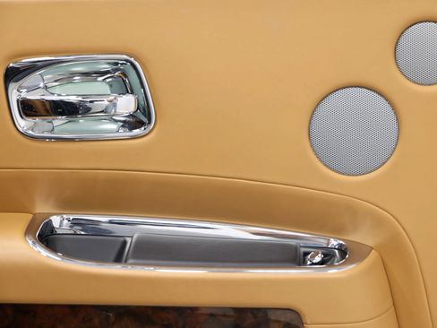 Used 2016 Rolls-Royce Ghost image 43