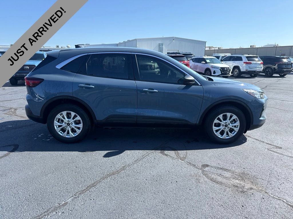 Used 2024 Ford Escape Active AWD/4WD image 4