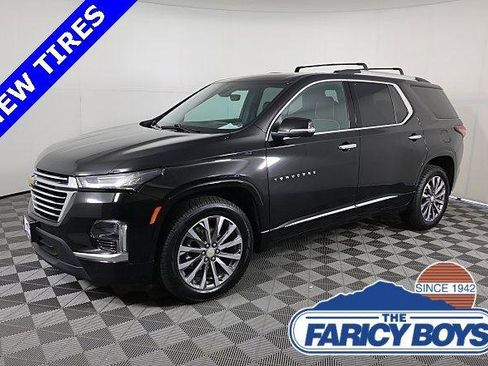 Used 2022 Chevrolet Traverse Premier image 1