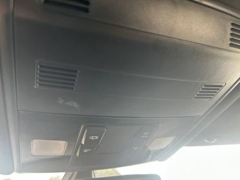 Used 2019 Volkswagen Jetta GLI FWD image 29