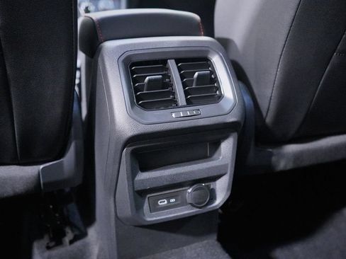Used 2024 Volkswagen Tiguan Wolfsburg Edition AWD/4WD image 16