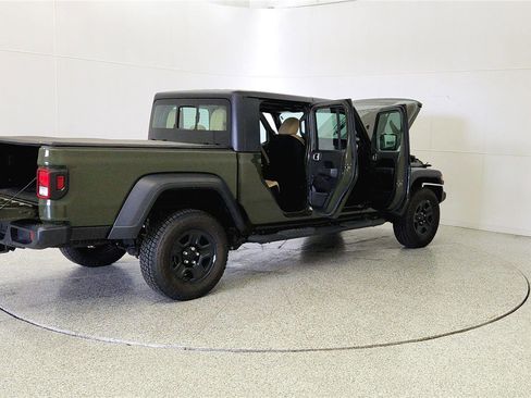 Used 2022 Jeep Gladiator Sport w/ Trailer Tow Package AWD/4WD image 12