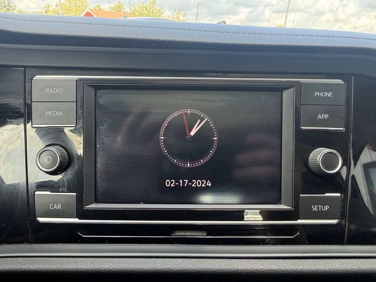 Used 2019 Volkswagen Jetta SE FWD image 23