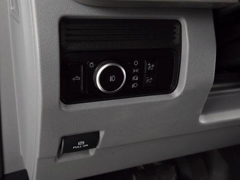 Used 2023 Ford F250 XLT w/ FX4 Off-Road Package image 30