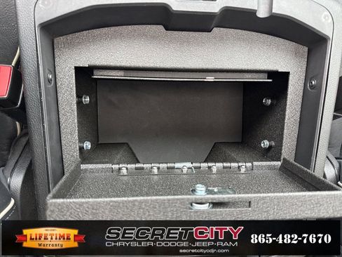 Used 2018 RAM 3500 Laramie Longhorn image 42