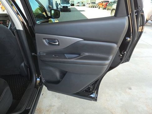 Used 2022 Nissan Murano S AWD/4WD image 50