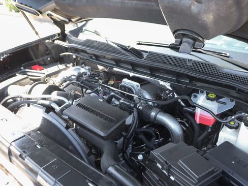Used 2025 Chevrolet Silverado 2500 Custom w/ Custom Value Package AWD/4WD image 12