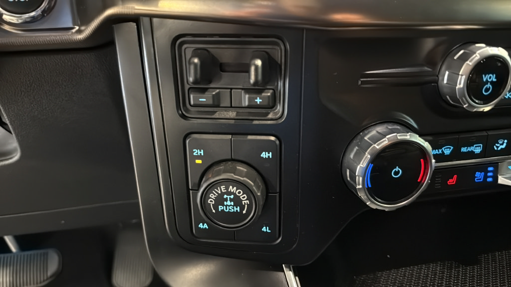 Used 2023 Ford F150 Raptor AWD/4WD image 44