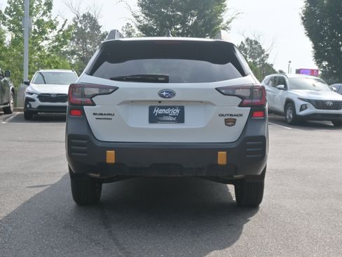 Certified 2025 Subaru Outback Wilderness AWD/4WD image 8