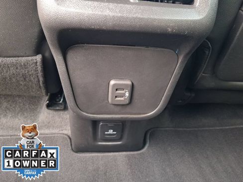 Used 2024 GMC Terrain SLT FWD image 11