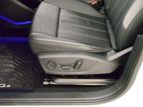 Certified 2023 Audi Q4 e-tron Premium Plus w/ Premium Plus image 23