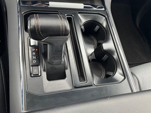 Used 2024 Ford F150 Lightning Lariat image 25