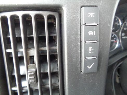 Used 2018 GMC Savana 3500 LT w/ LT Preferred Equipment Group image 63