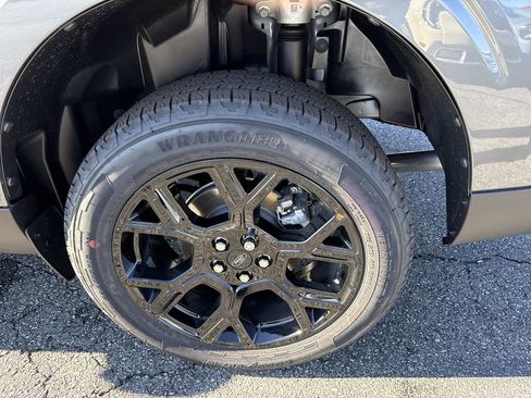 New 2026 Ford Maverick Lariat w/ Black Appearance Package image 18