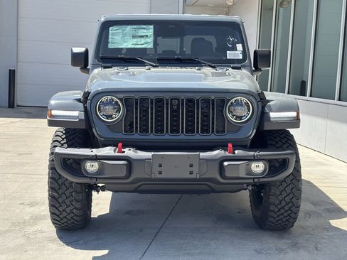 New 2026 Jeep Gladiator Rubicon AWD/4WD image 6