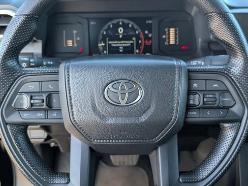 Used 2026 Toyota Tacoma SR5 RWD image 18