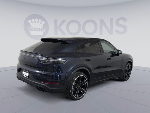 Used 2023 Porsche Cayenne Platinum Edition AWD/4WD image 7