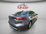 Used 2021 Toyota Corolla LE image 4