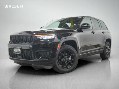 Used 2024 Jeep Grand Cherokee Altitude