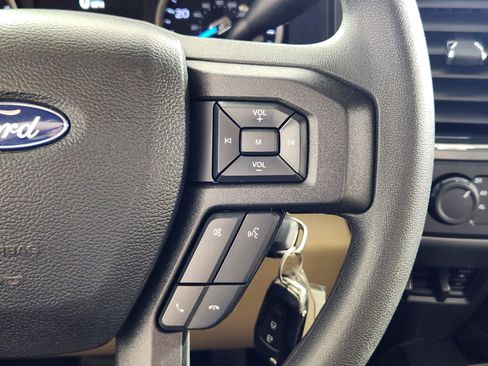 Used 2021 Ford F250 XLT w/ XLT Premium Package AWD/4WD image 19