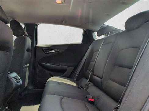 Used 2023 Chevrolet Malibu LT w/ Driver Confidence Package FWD image 17