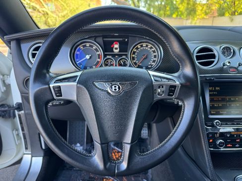 Used 2014 Bentley Continental GT image 17