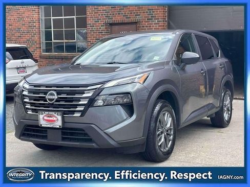 Used 2023 Nissan Rogue SV AWD/4WD image 36