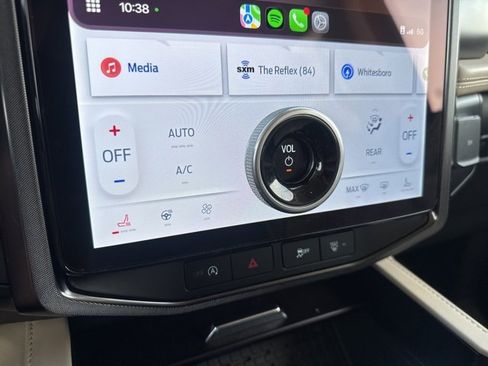 Used 2024 Ford Expedition Max Platinum image 5