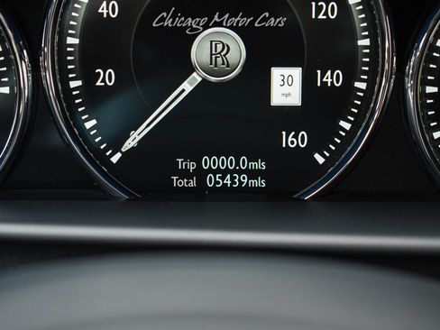 Used 2023 Rolls-Royce Cullinan image 13