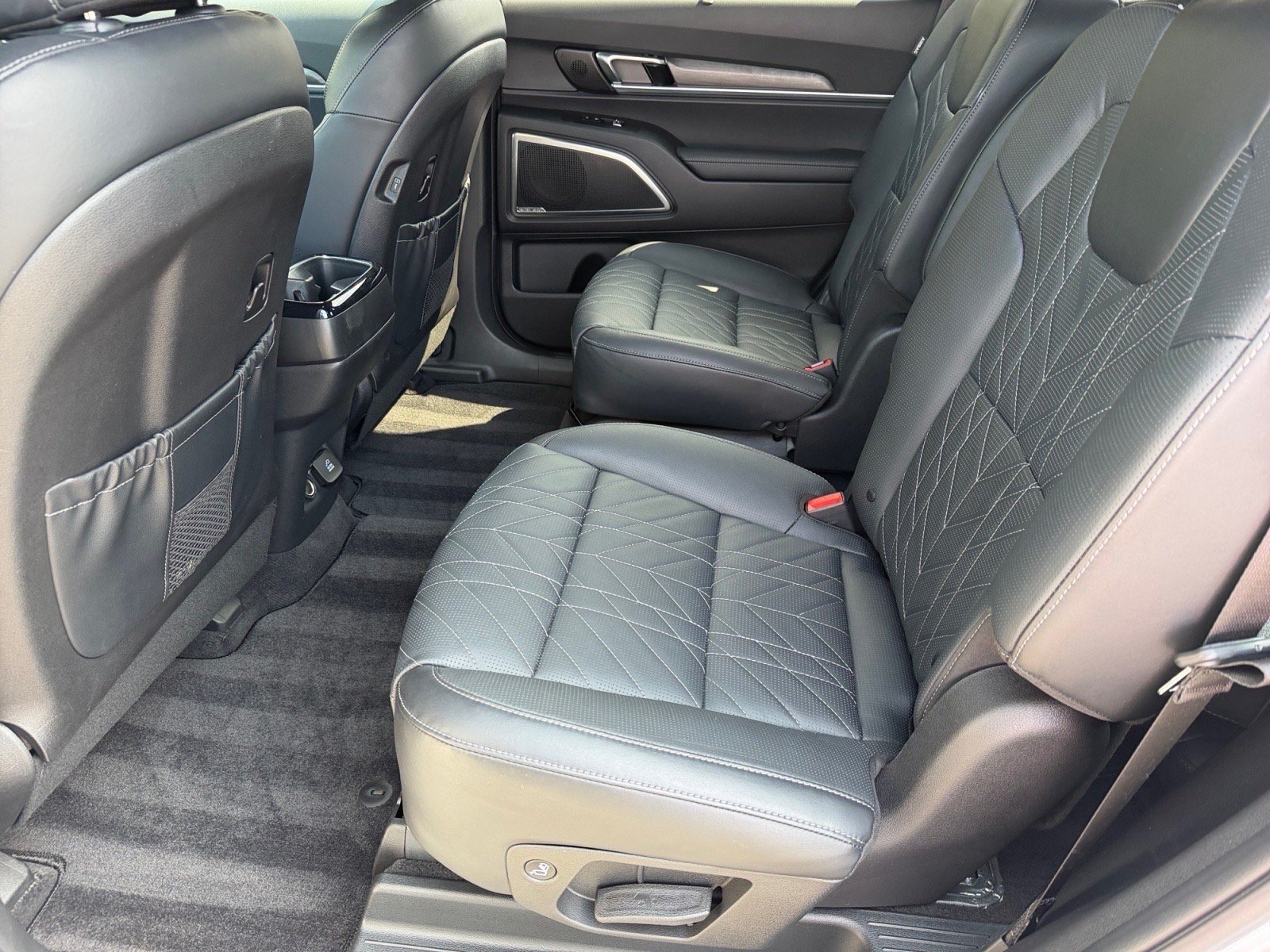 Used 2023 Kia Telluride SX Prestige X-Pro AWD/4WD image 14