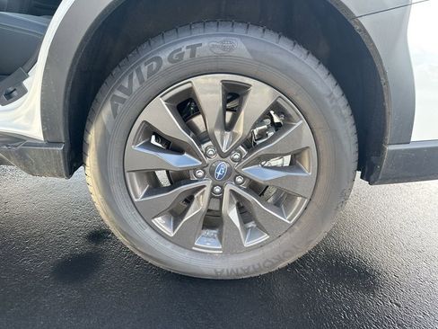 Used 2025 Subaru Outback Onyx Edition image 22