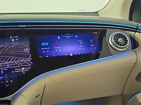 Used 2023 Mercedes-Benz EQS 580 4MATIC SUV image 25