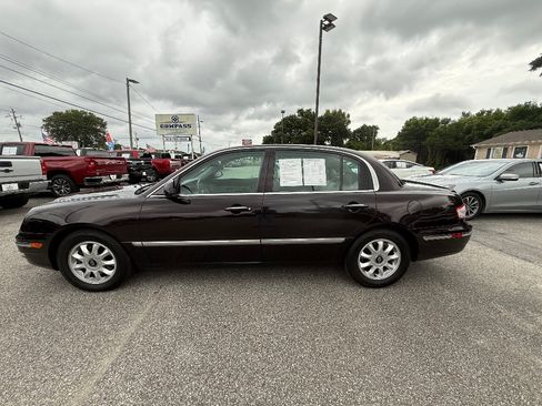 Used 2006 Kia Amanti FWD image 1